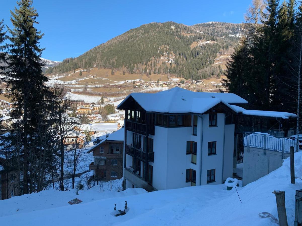 Haus Im Turm Apartment Bad Kleinkirchheim Bagian luar foto