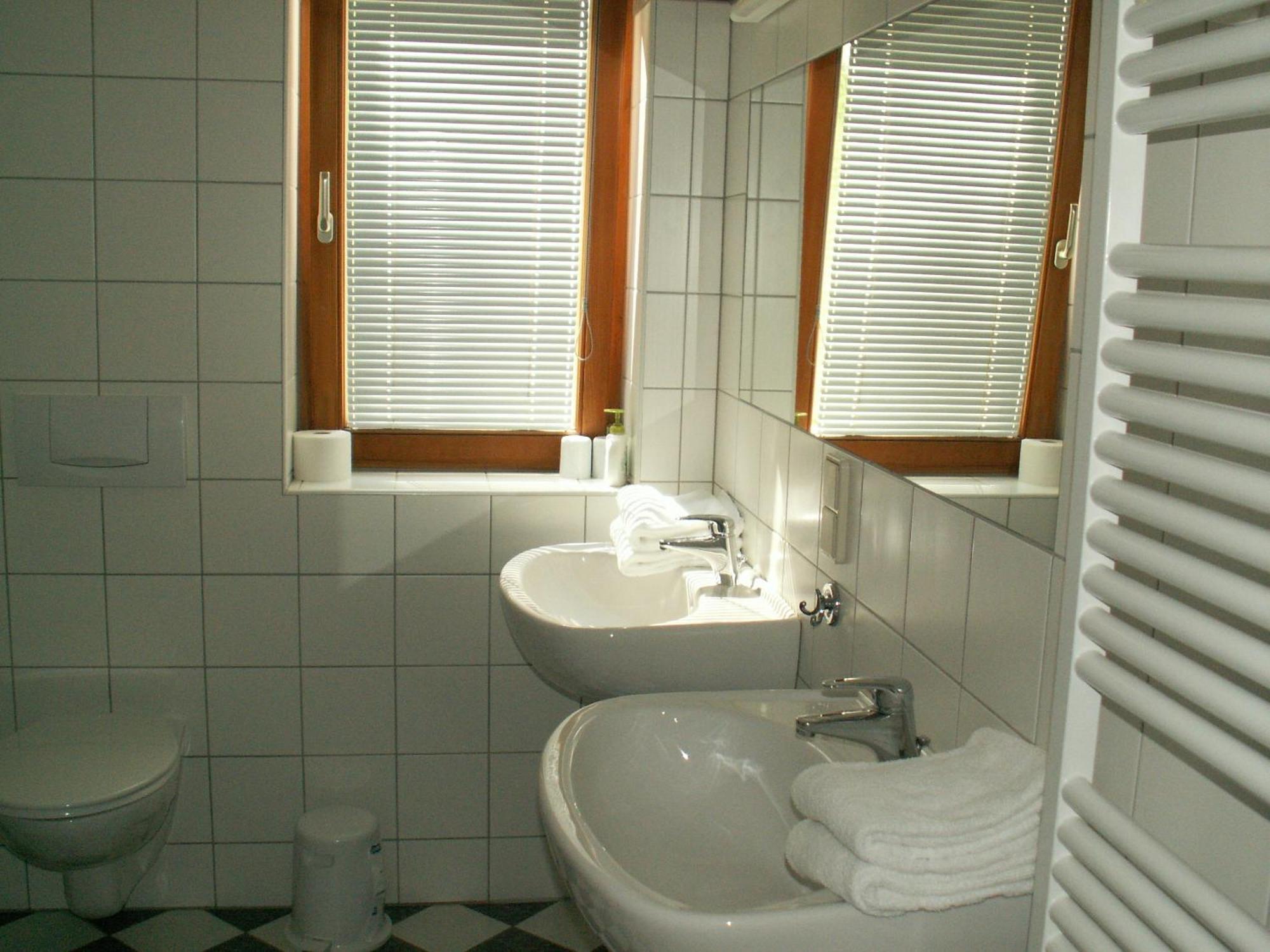 Haus Im Turm Apartment Bad Kleinkirchheim Bagian luar foto