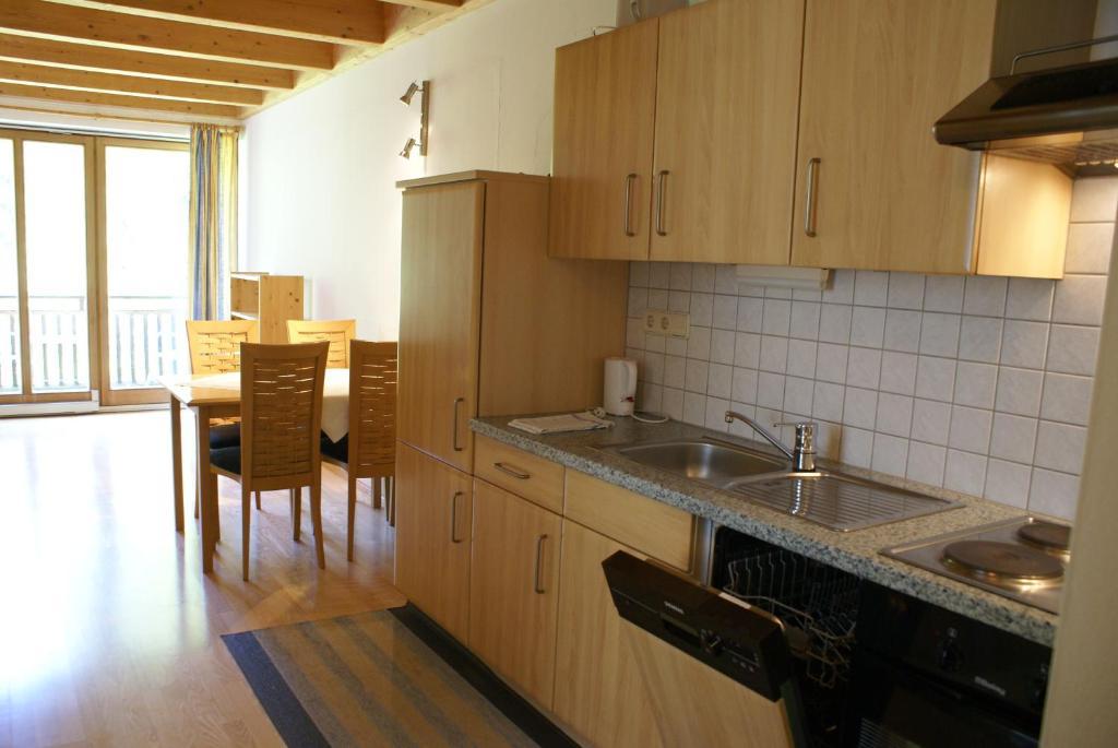 Haus Im Turm Apartment Bad Kleinkirchheim Ruang foto